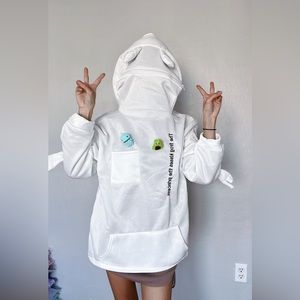 BRAND NEW! White sweater with zipper hood